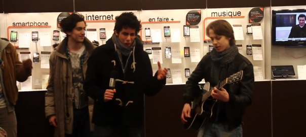 Free Mobile : Chanson « On vous quitte pour Free » en boutique Orange Free Mobile : Chanson « On vous quitte pour Free » en boutique Orange