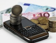 Forfaits mobiles : Tarifs en baisse de 11% sur 2012