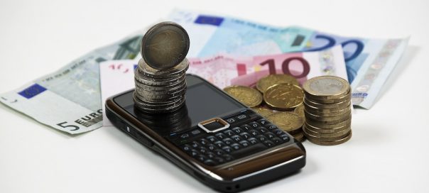 Forfaits mobiles : Tarifs en baisse de 11% sur 2012