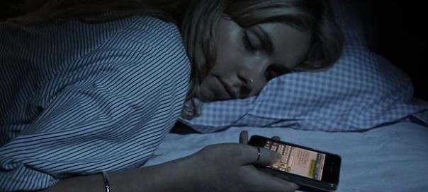 Smartphone : Moins de sommeil pour les ados de nos jours