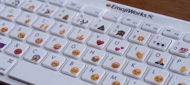 EmojiWorks : Le clavier avec Emojis intégrés comme cadeau de noël ?