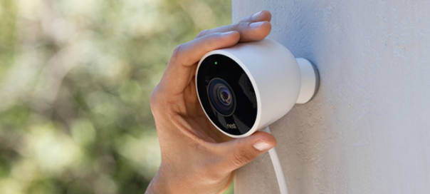 Nest Cam Outdoor : La caméra de sécurité connectée pour l’extérieur