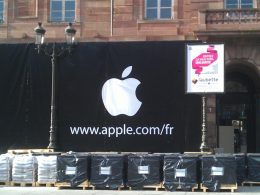 Apple Store Strasbourg avec logo