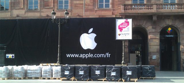 Apple Store Strasbourg avec logo