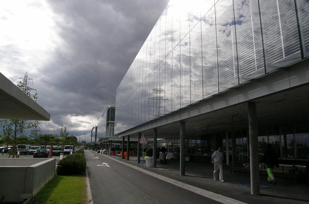 A One Business Center A One Business Center