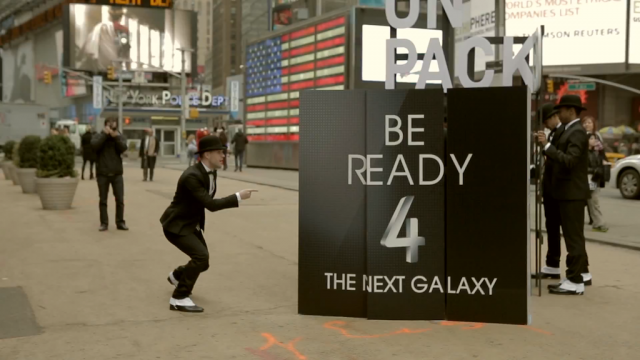 Samsung Galaxy S4 : Flash mob