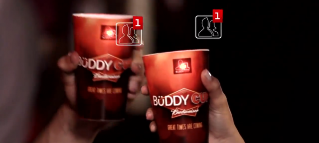 Facebook : Verres sociaux Budweiser