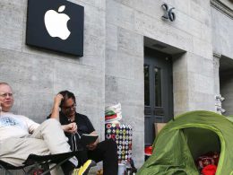 Apple Store : File d'attente