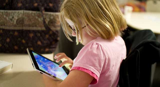 Etude : Utilisation de tablettes chez les très jeunes enfants - WebLife