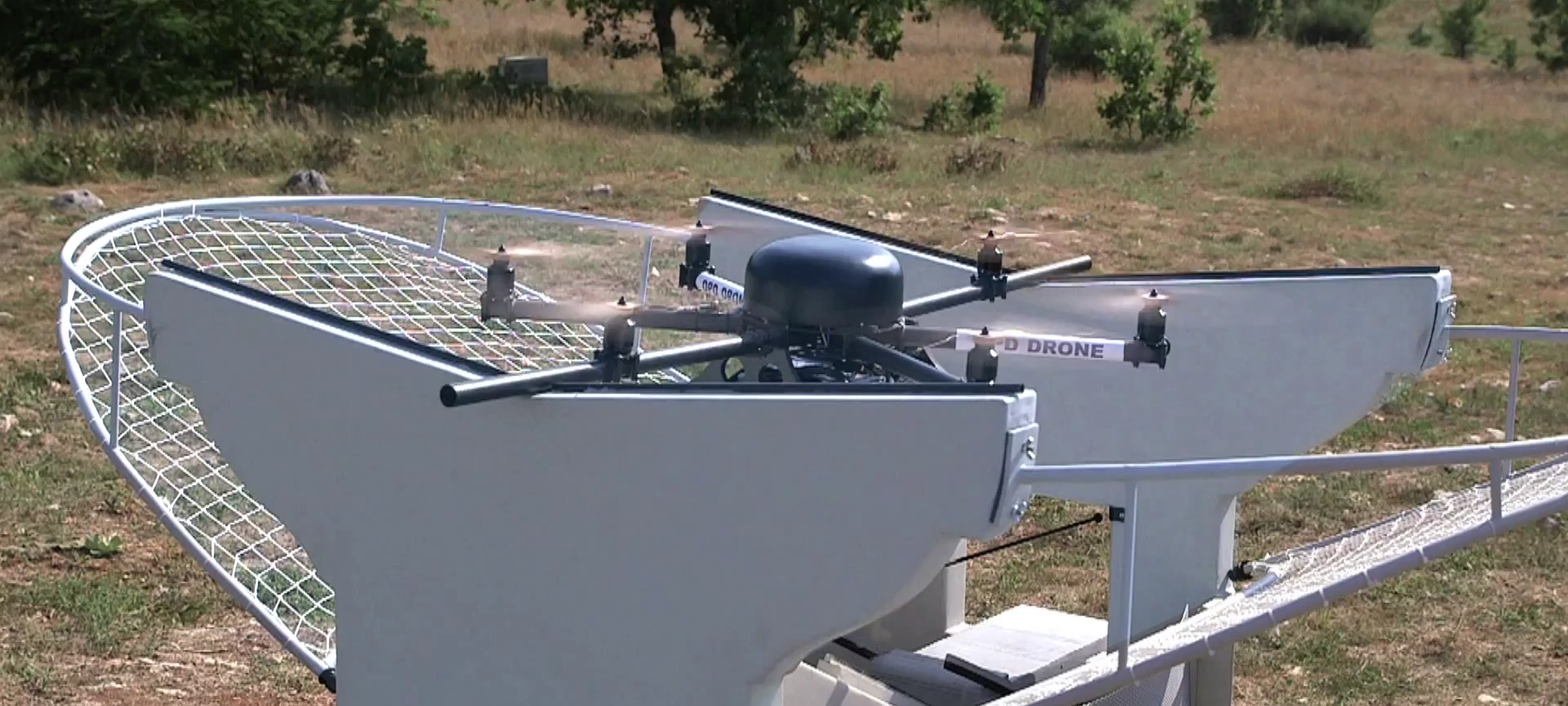 La Poste lance un terminal de livraison pour drone - WebLife