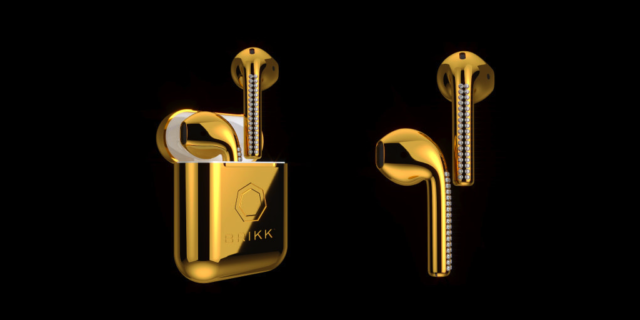 Brikk : AirPods en or et diamants